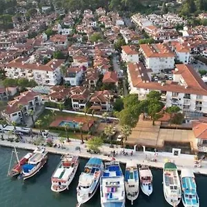 **** Otel Marina Port Akyaka Türkiye