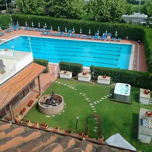 residence-aurora-albenga.hotelitalianriviera.com/